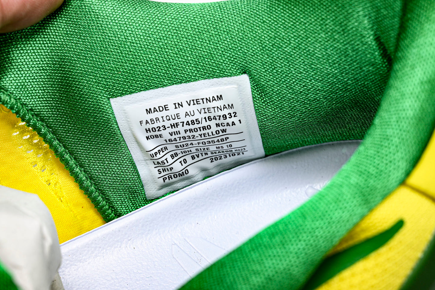 Kobe 8 Protro Oregon Ducks PE 'Yellow'