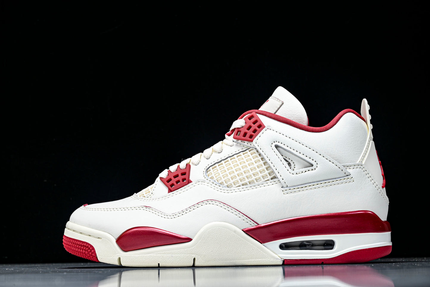 AJ4 Retro Valentine's Day 'Sierra Red'