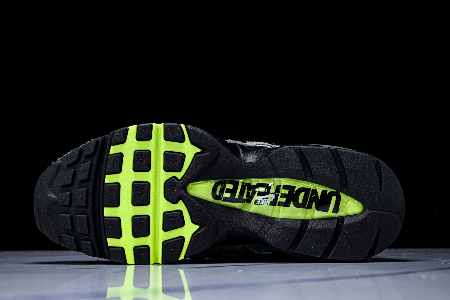 Undefeated x AM95 Geo Exclusive Pack 'NYC Neon'