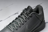 Kobe 5 'Fade to Black'