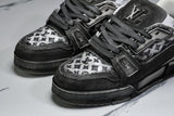 Louis Vuittоп Trainer Low 'Black Distressed'