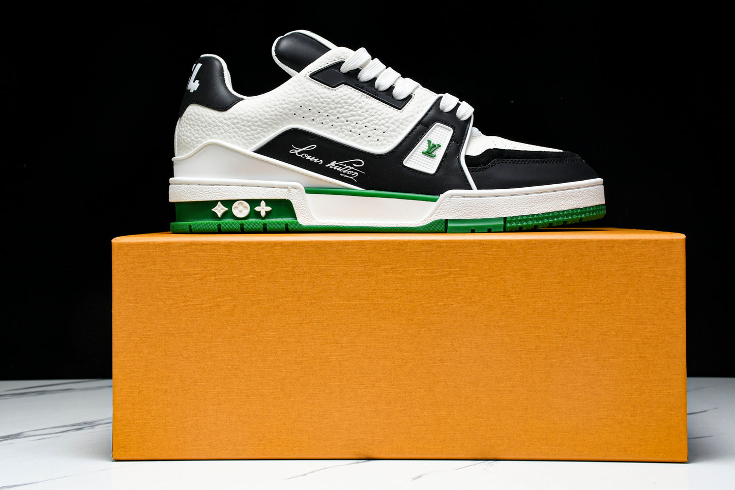 Louis Vuittоп Trainer Low 'Black White Green Sole'