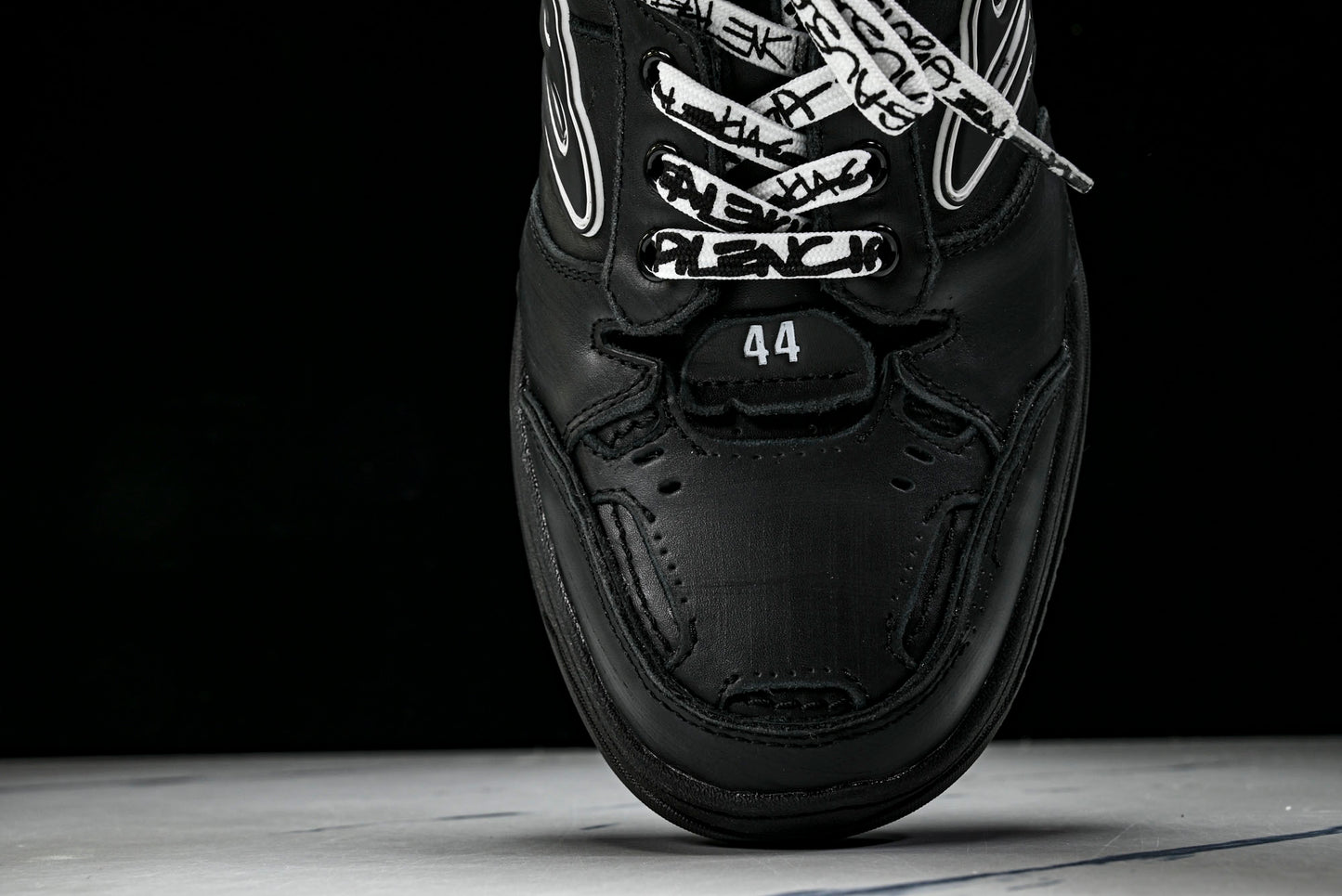 Вalenciaga Hamptons Worn-Out Sneaker 'Black'