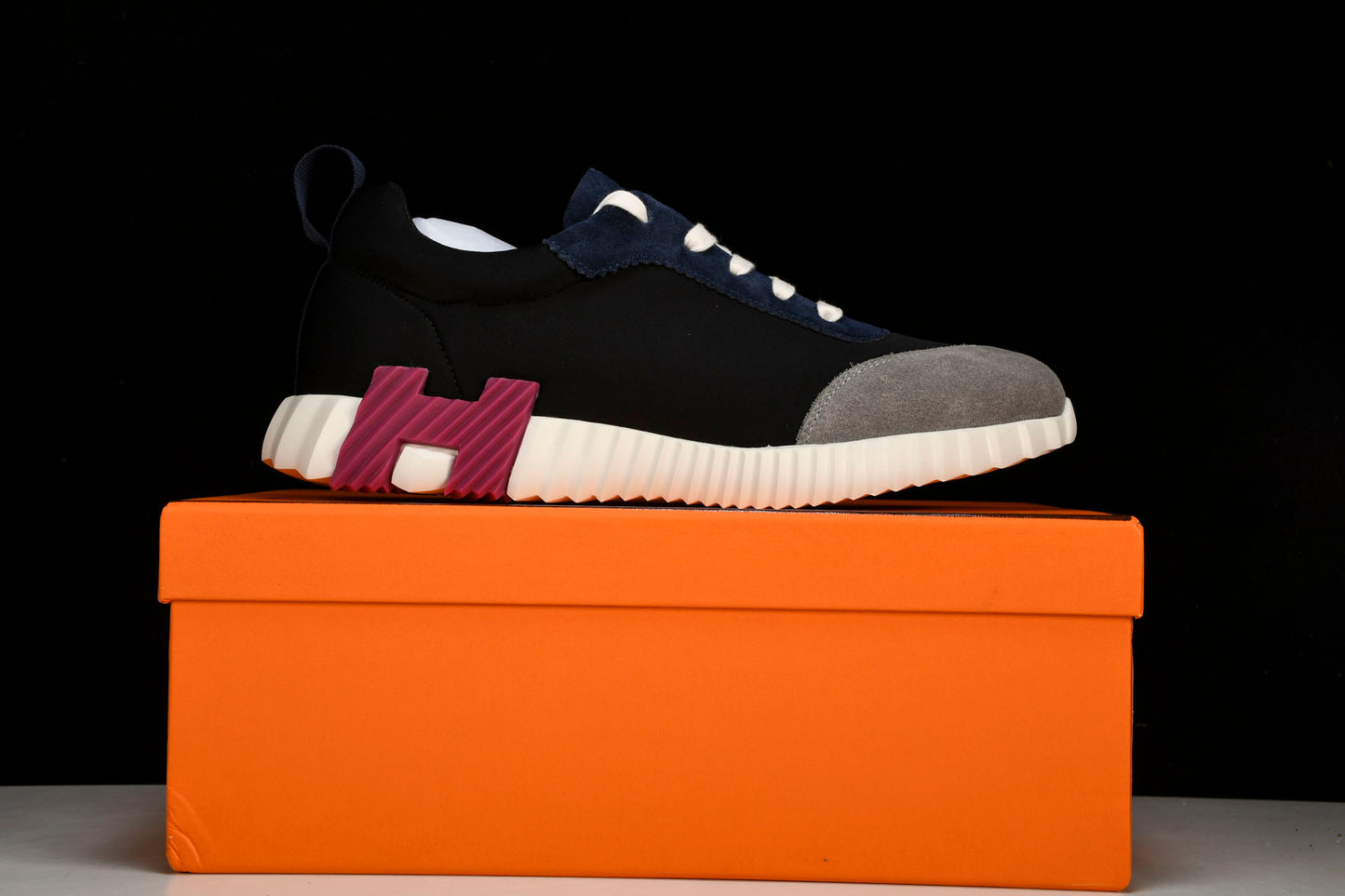 Hermès Bouncing Sneaker 'Noir Bordeaux'