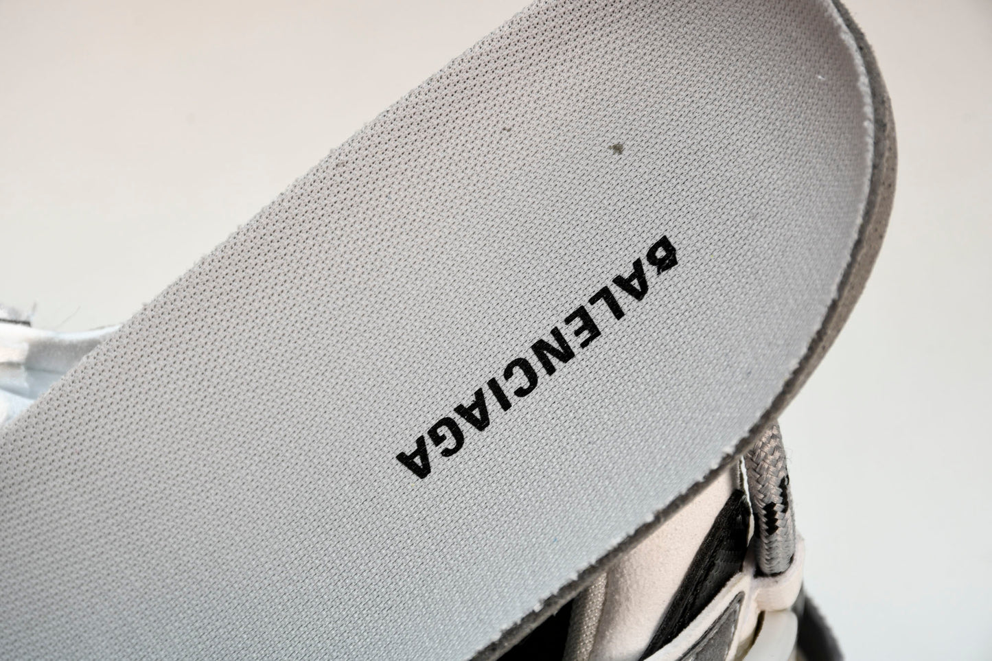 Runner 'White Black Grey'