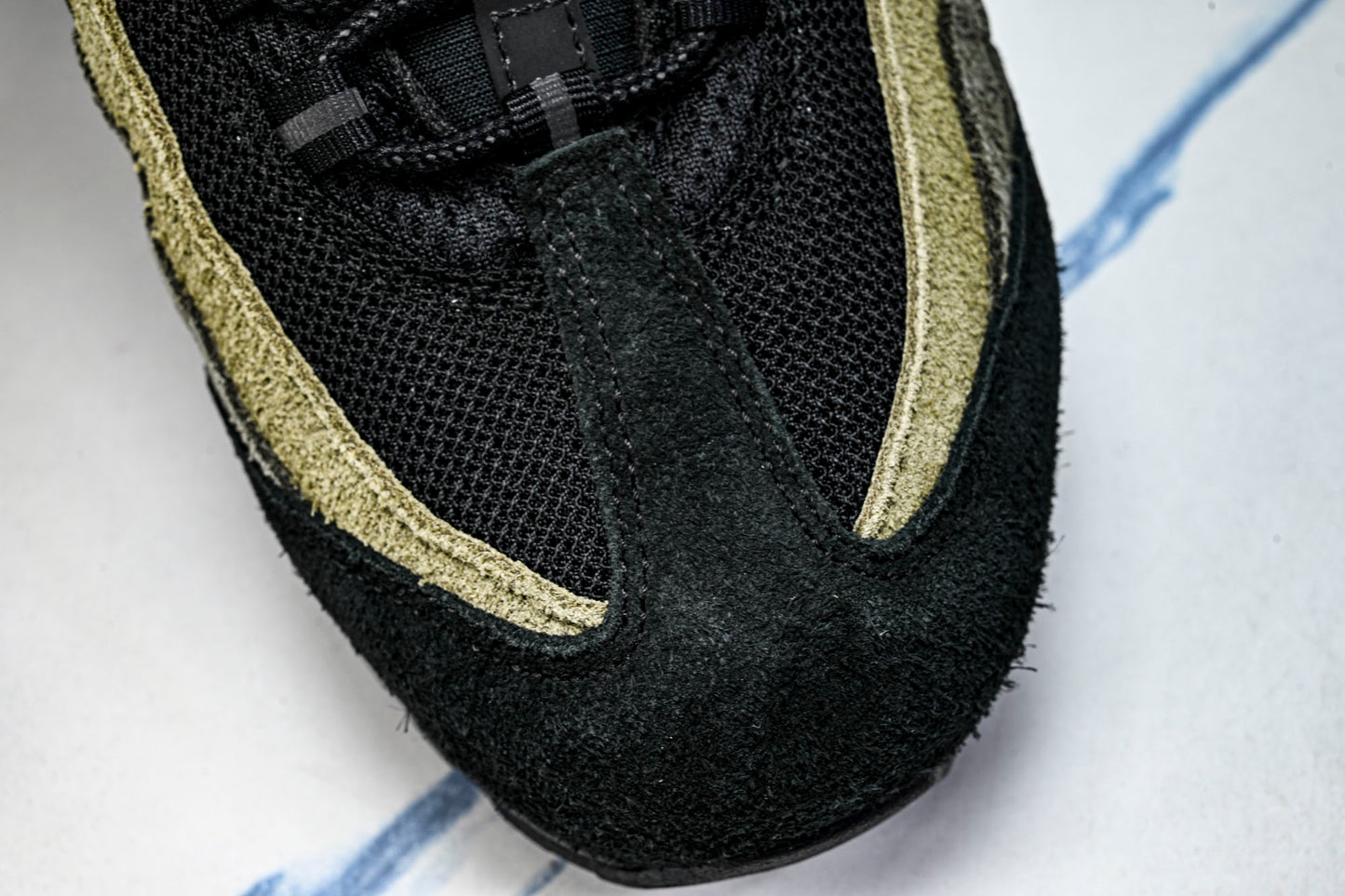 Undefeated x AM95 Geo Exclusive Pack 'LA Brea'