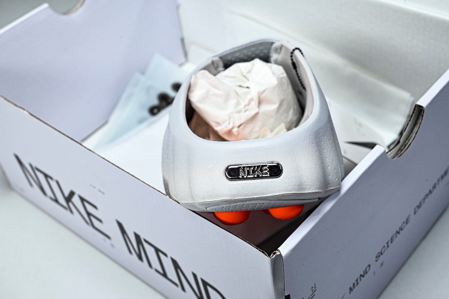Mind 001 Slide 'Light Smoke Grey'