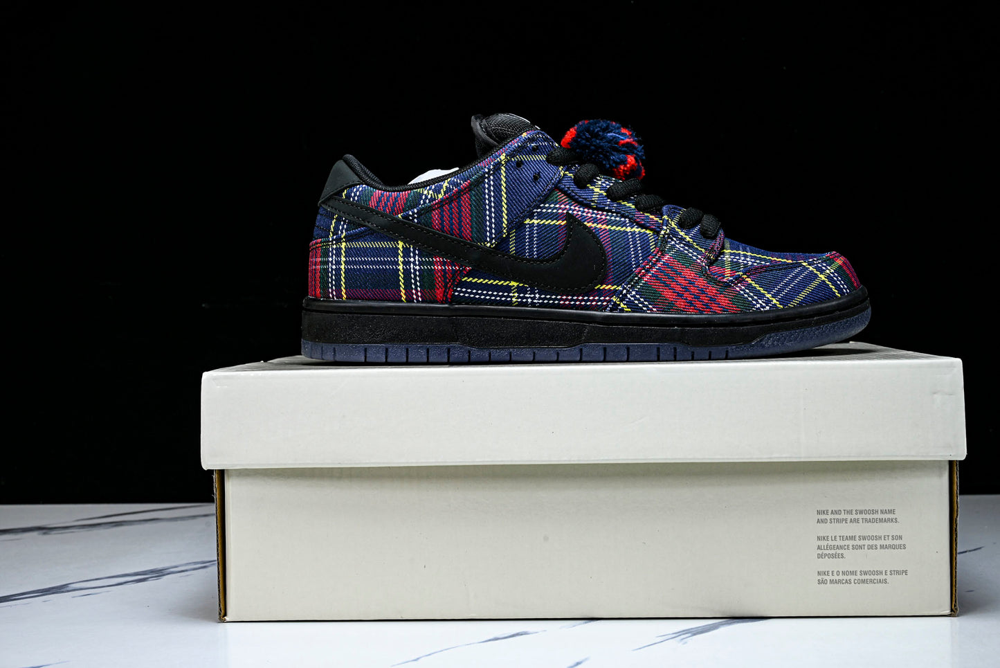 SB Dnk Low x Nardwuar 'Tartan'