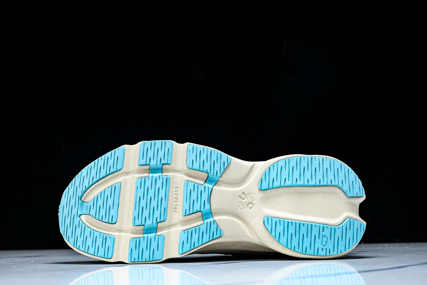 LOEWE × ON Cloudsolo 'Sand Turquoise'