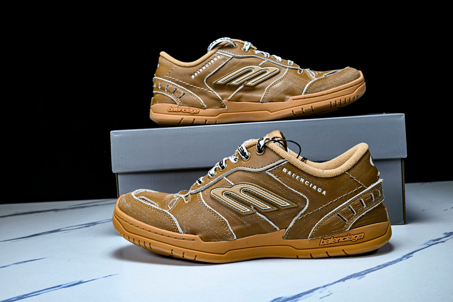 Вalenciaga Hamptons Worn-Out Sneaker 'Camel Brown'