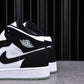 AJ1 Mid SE GS ‘Glow in the Dark Panda’