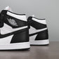 AJ1 Retro High Black White (2014)