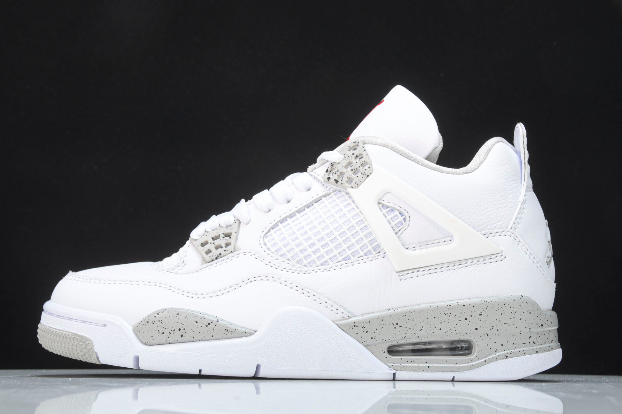 oreo jordan 4 foot locker