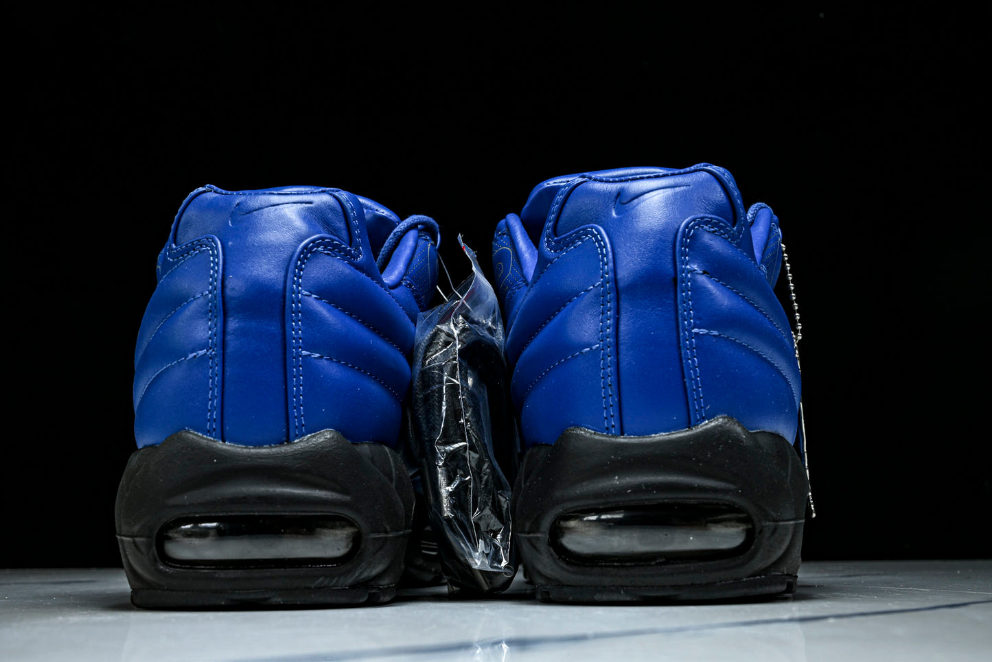 Supreme x AM95 Lux 'Hyper Cobalt'