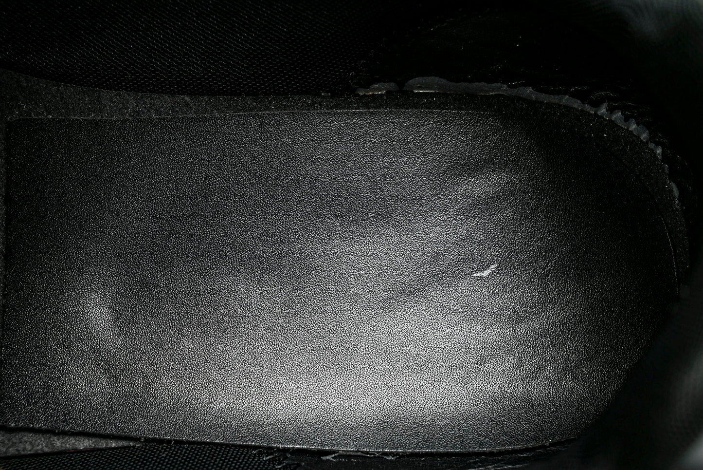 Louis Vuittоп Buttersoft 'Black'