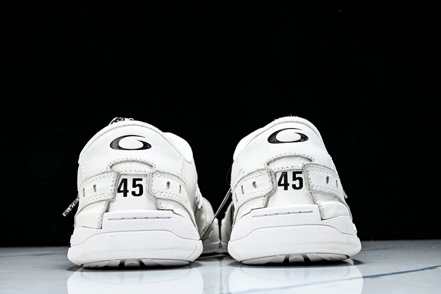 Вalenciaga Hamptons Worn-Out Sneaker 'White'
