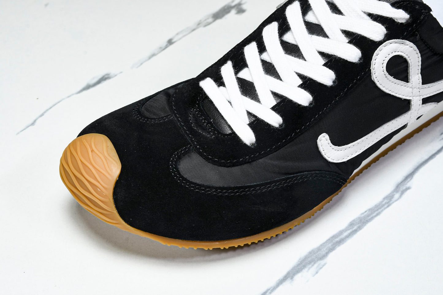 Loewe Ballet Runner 2.0 'Black White'