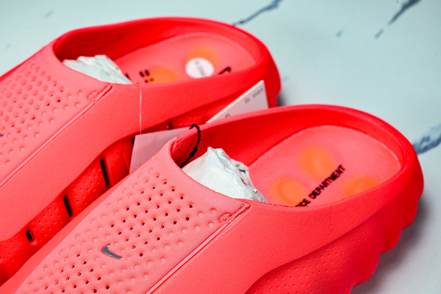 Mind 001 Slide 'Solar Red'