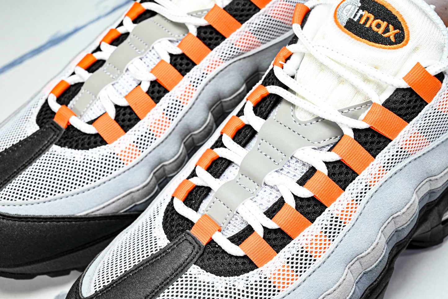 AM95 OG 'Bright Mandarin'