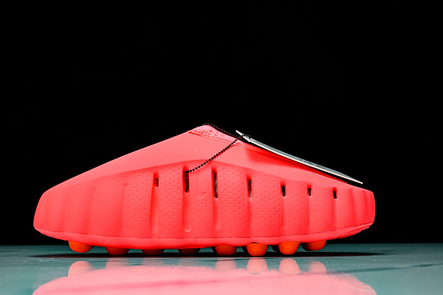 Mind 001 Slide 'Solar Red'