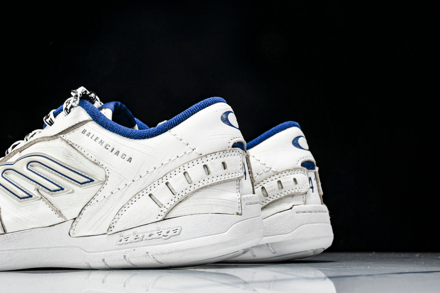 Вalenciaga Hamptons Worn-Out Sneaker 'White Blue'