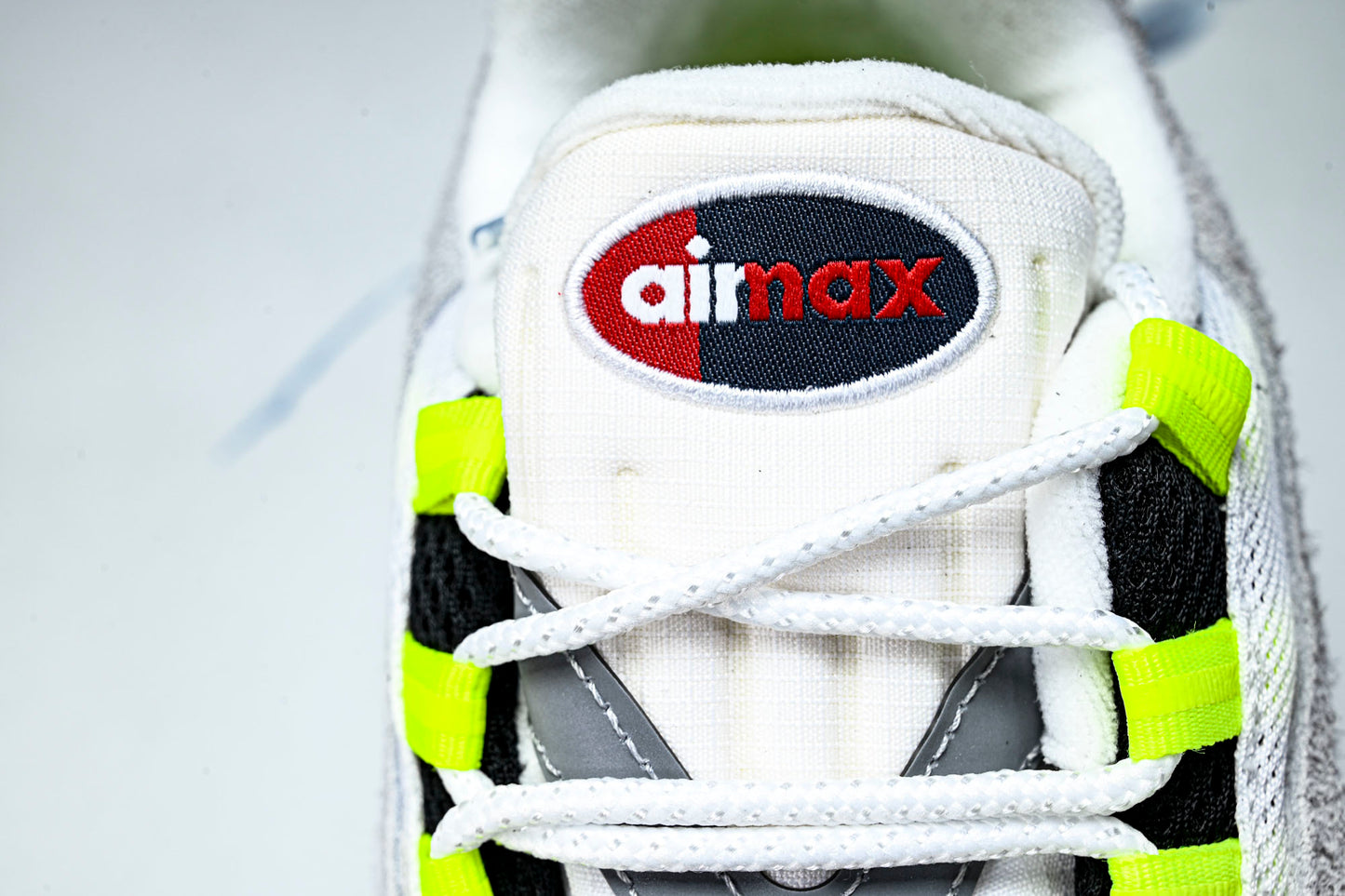 Undefeated x AM95 Geo Exclusive Pack 'NYC Neon'