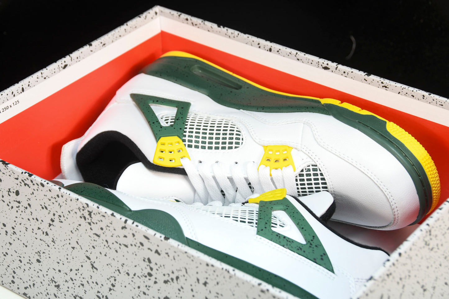 AJ4 Retro Oregon Ducks PE 'Duckman'
