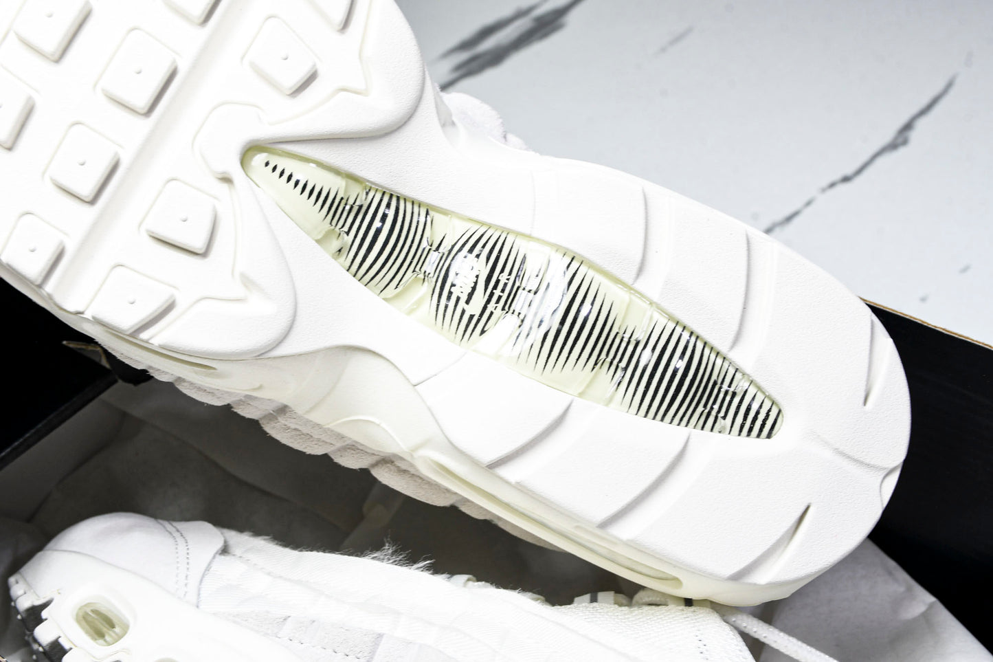 Comme des Garcons x AM95 'White'