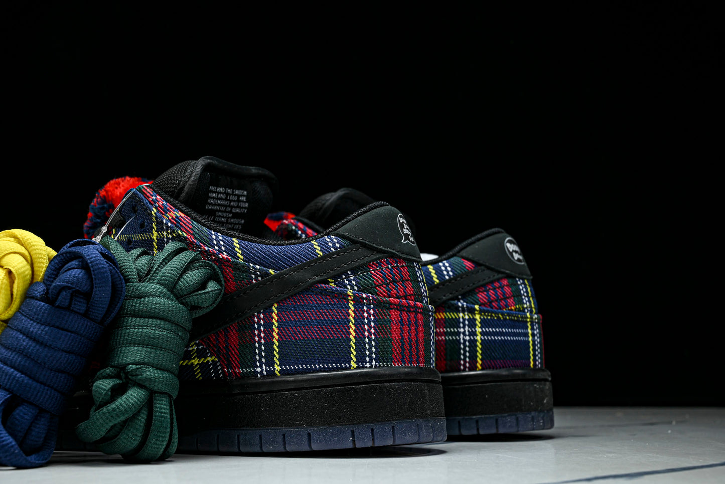 SB Dnk Low x Nardwuar 'Tartan'