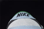Dnk Low Premium SB 'Maple Leaf'