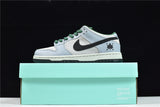 Dnk Low Premium SB 'Maple Leaf'