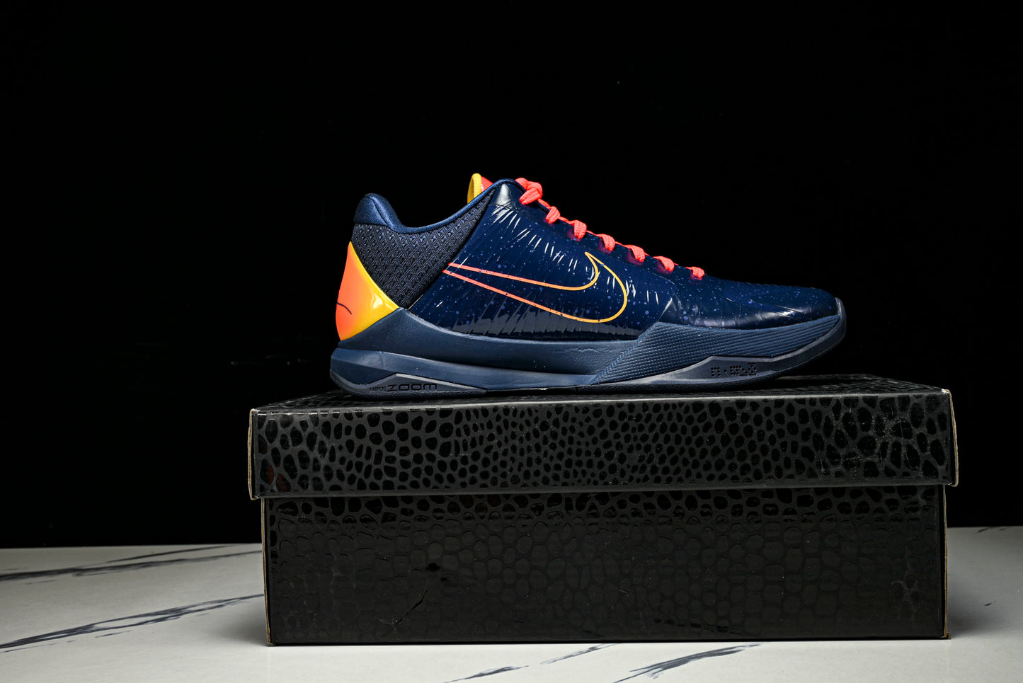 Kobe 5 Protro 'Caitlin Clark Indiana Fever'