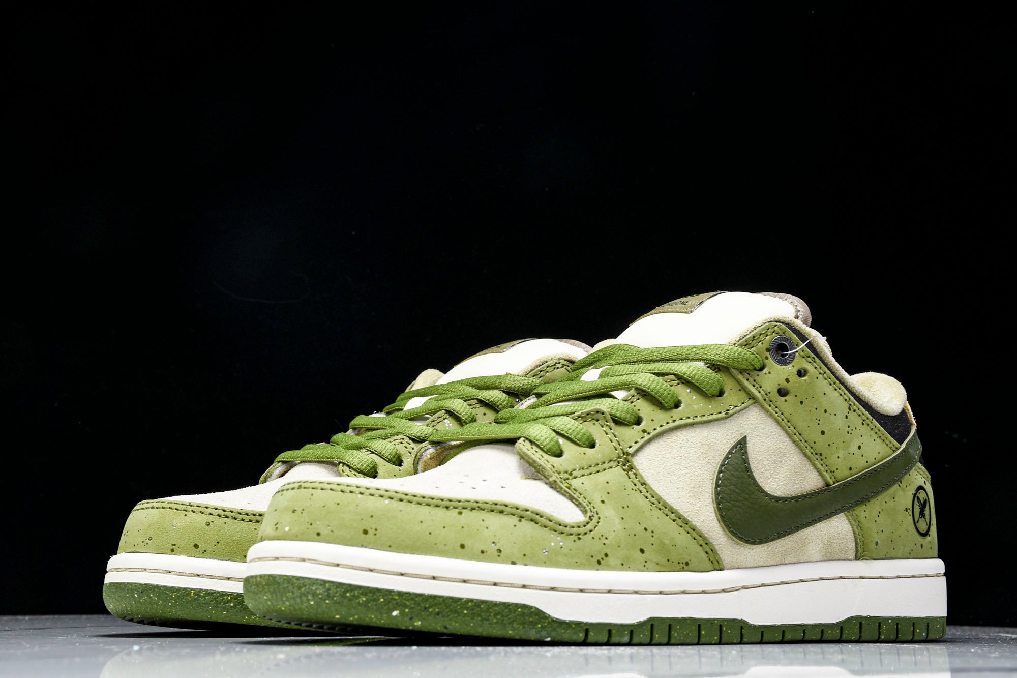 SB Dnk Low x Yuto Horigome 'Asparagus Matcha'