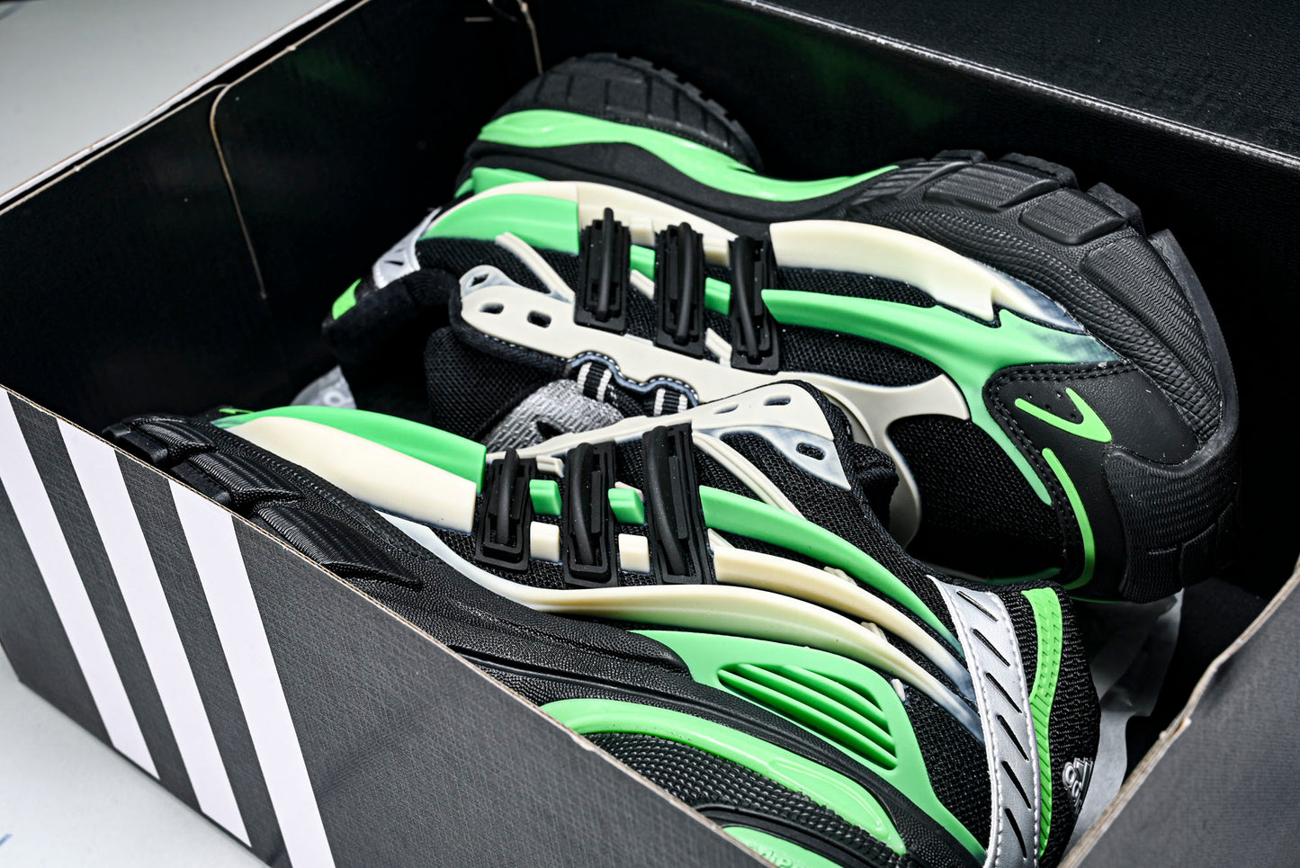 AD1STAR Jellyfish x Pharrell Williams x Virginia 'Black Green'