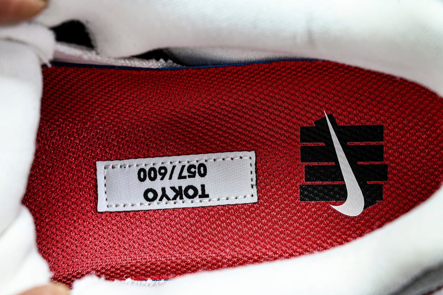 Undefeated x AM95 Geo Exclusive Pack 'Tokyo Bright Crimson'