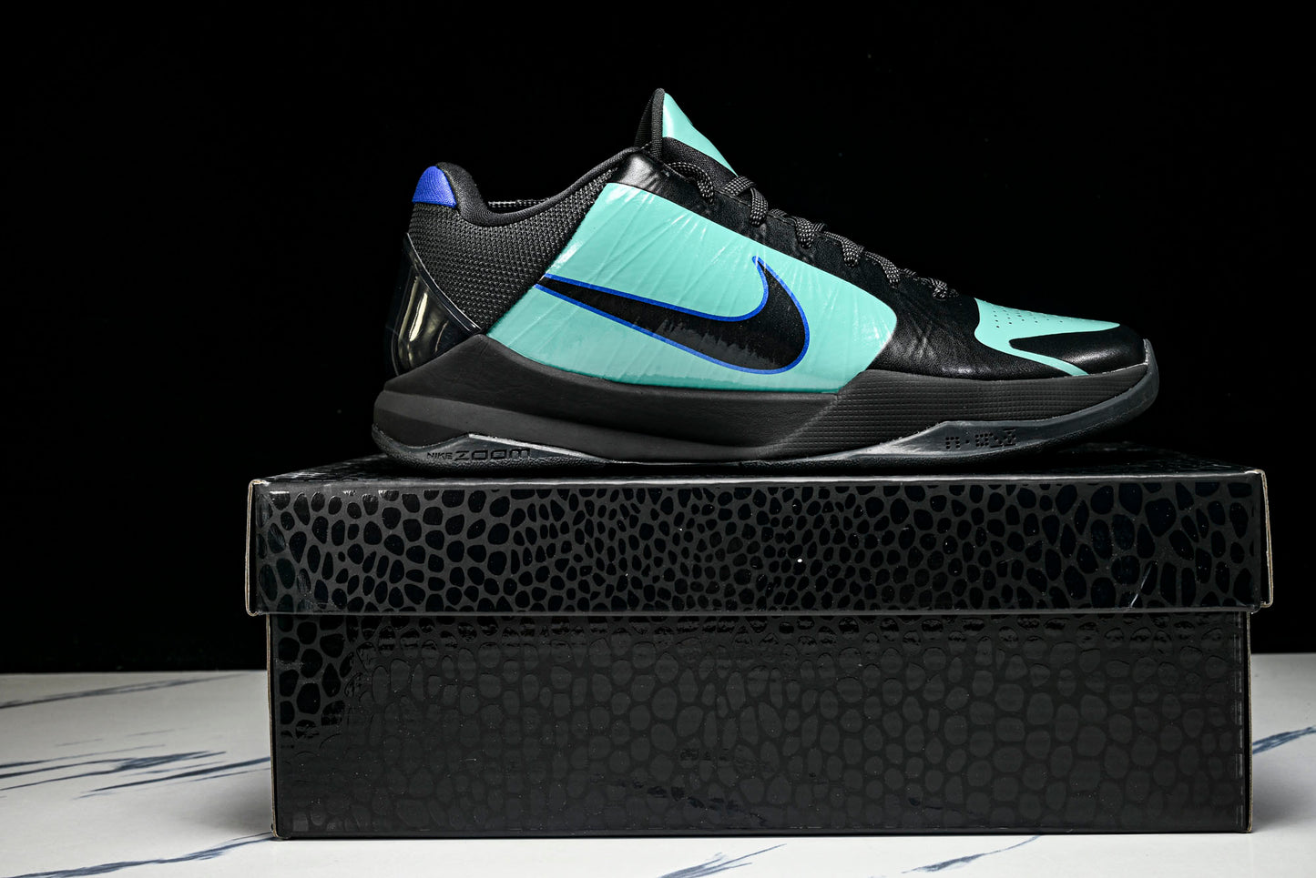 Kobe 5 Protro 'EYBL Academy PE'