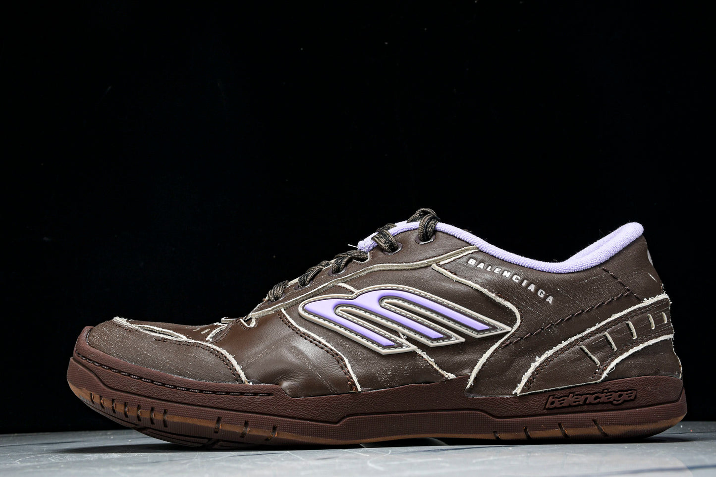 Вalenciaga Hamptons Worn-Out Sneaker 'Brown Lilac'