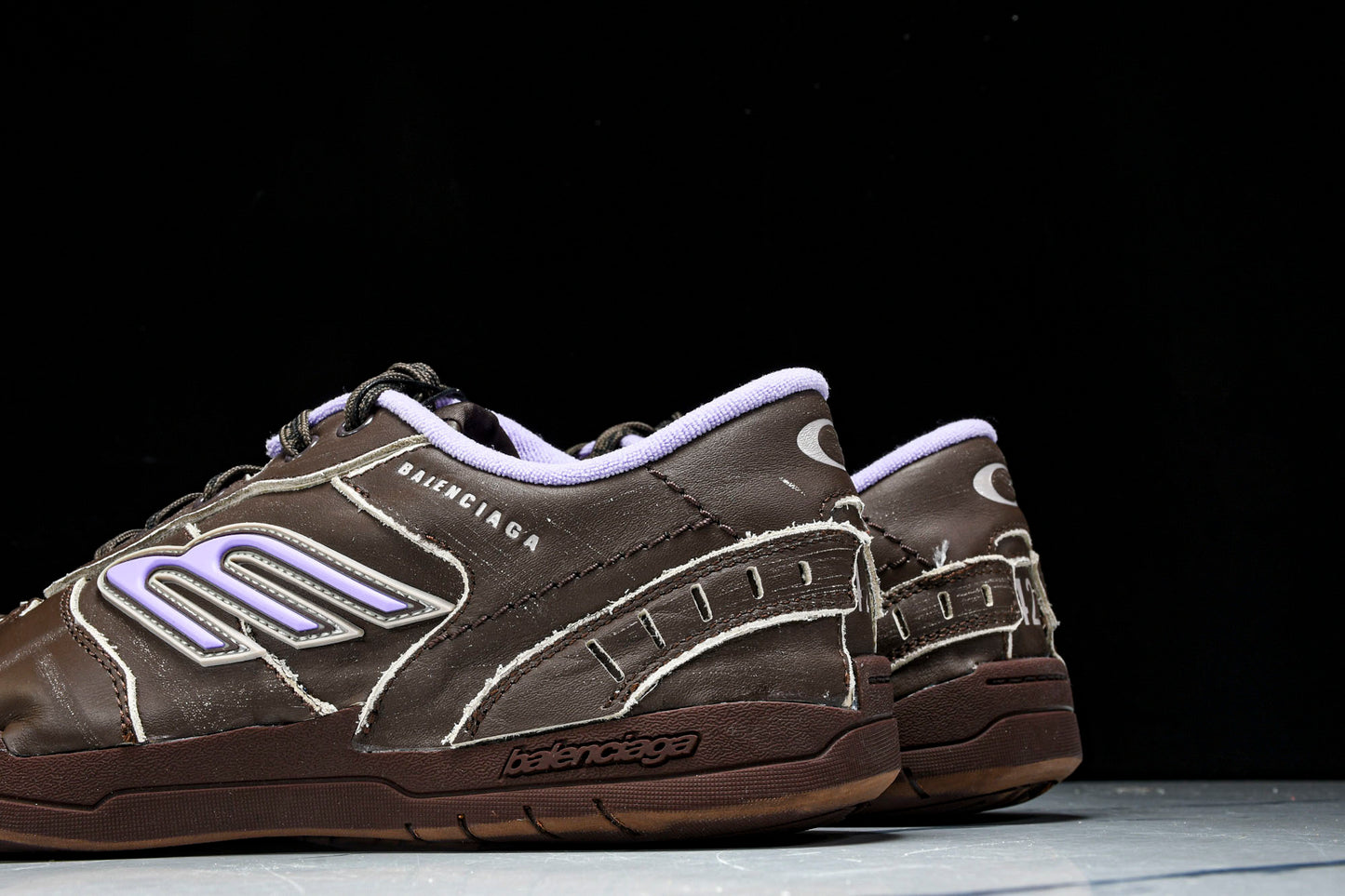 Вalenciaga Hamptons Worn-Out Sneaker 'Brown Lilac'