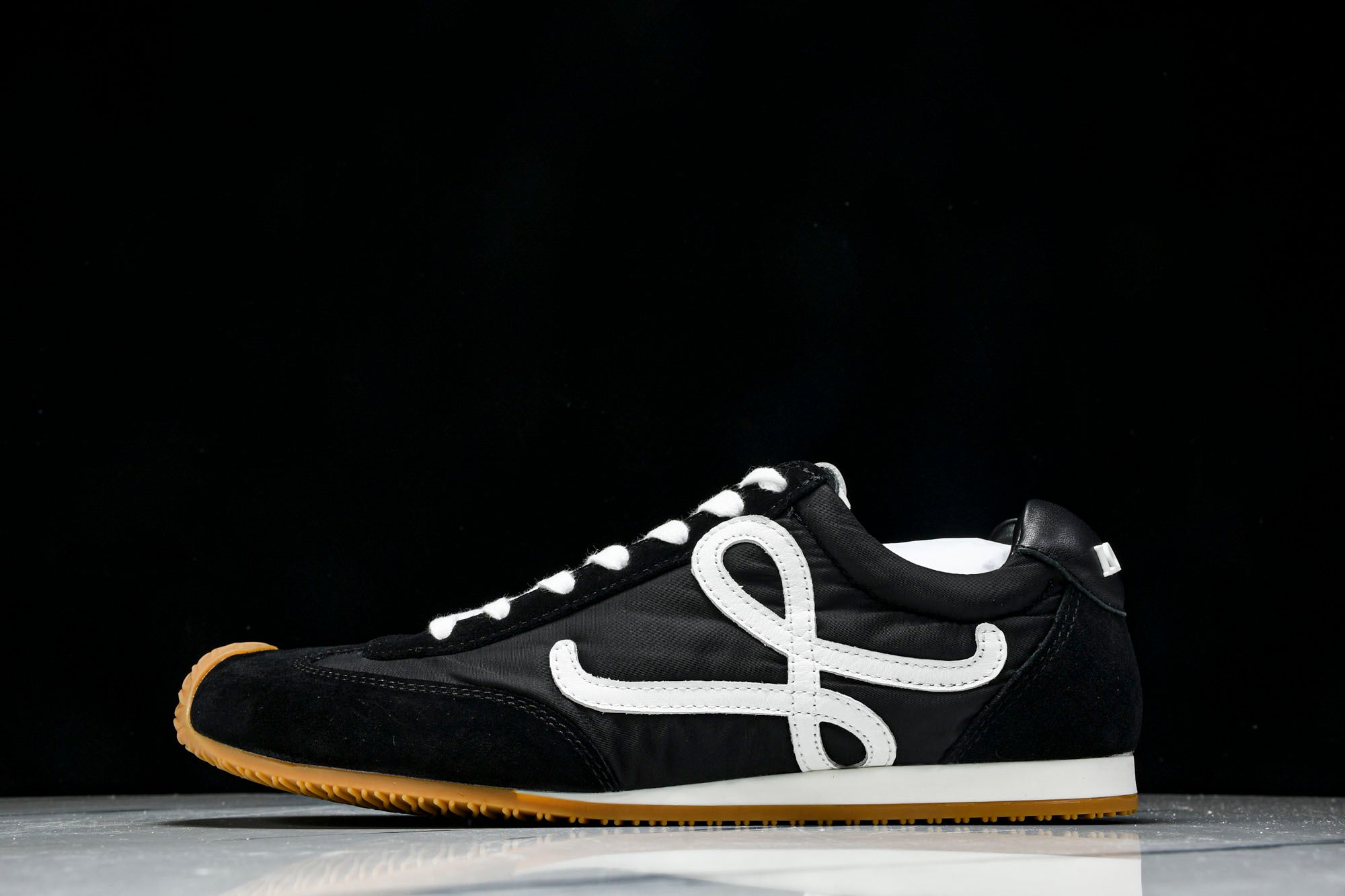 Loewe Ballet Runner 2.0 'Black White'
