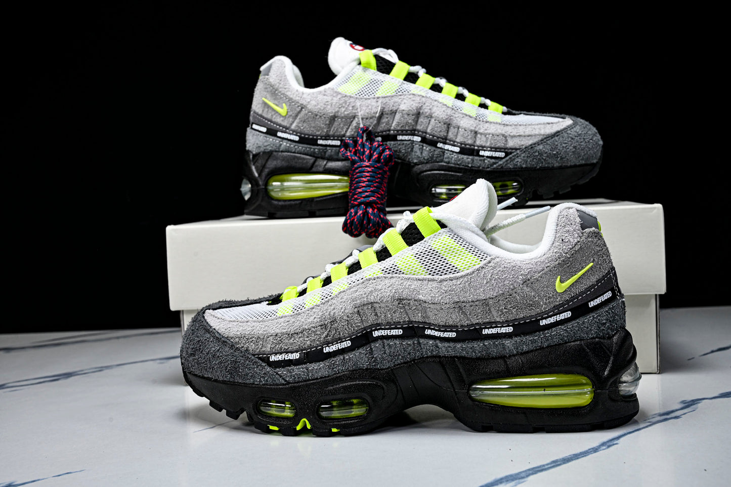 Undefeated x AM95 Geo Exclusive Pack 'NYC Neon'