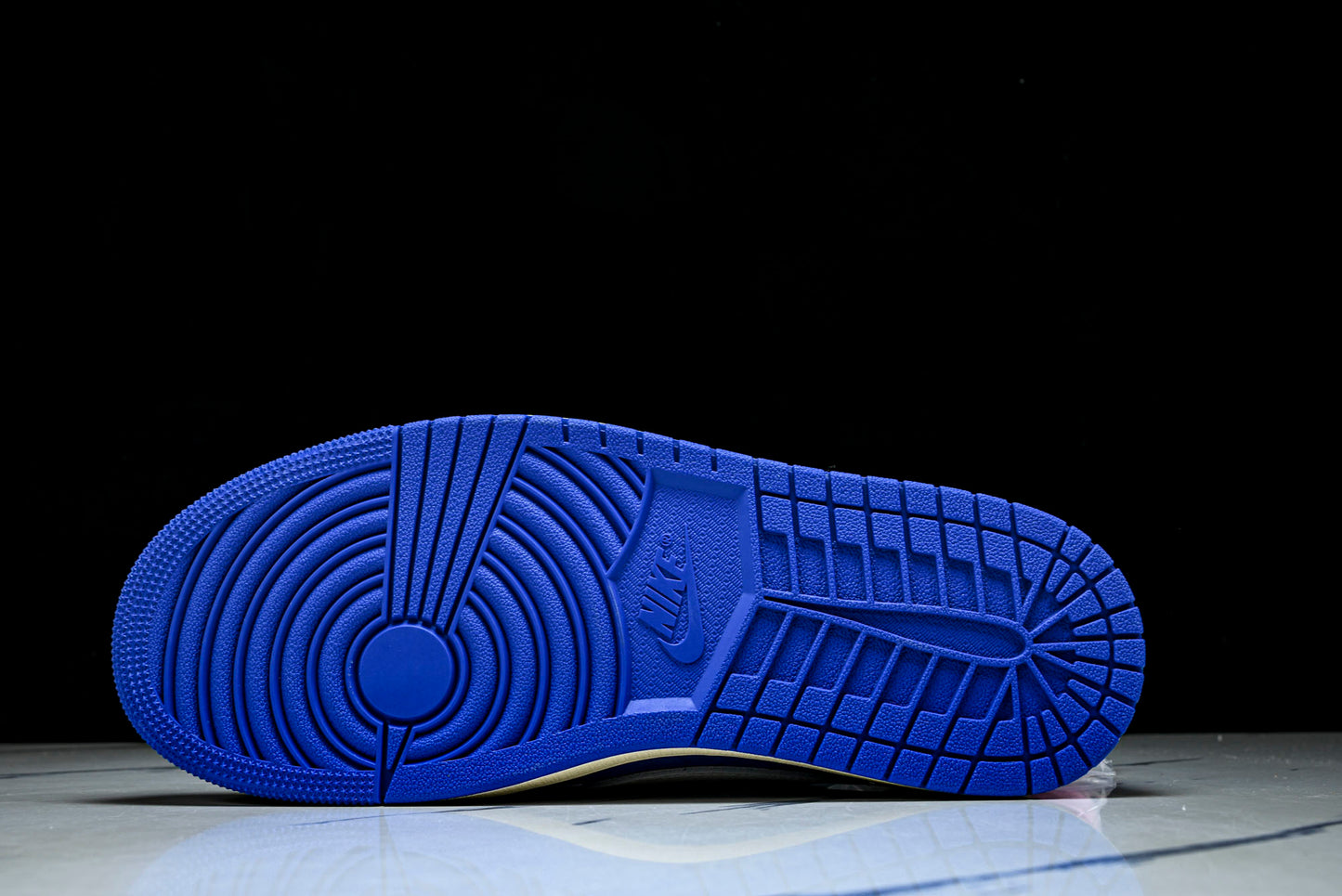 Travis Scott x Fragment AJ1 Low ‘Reverse Sail Military Blue’ (Unreleased)