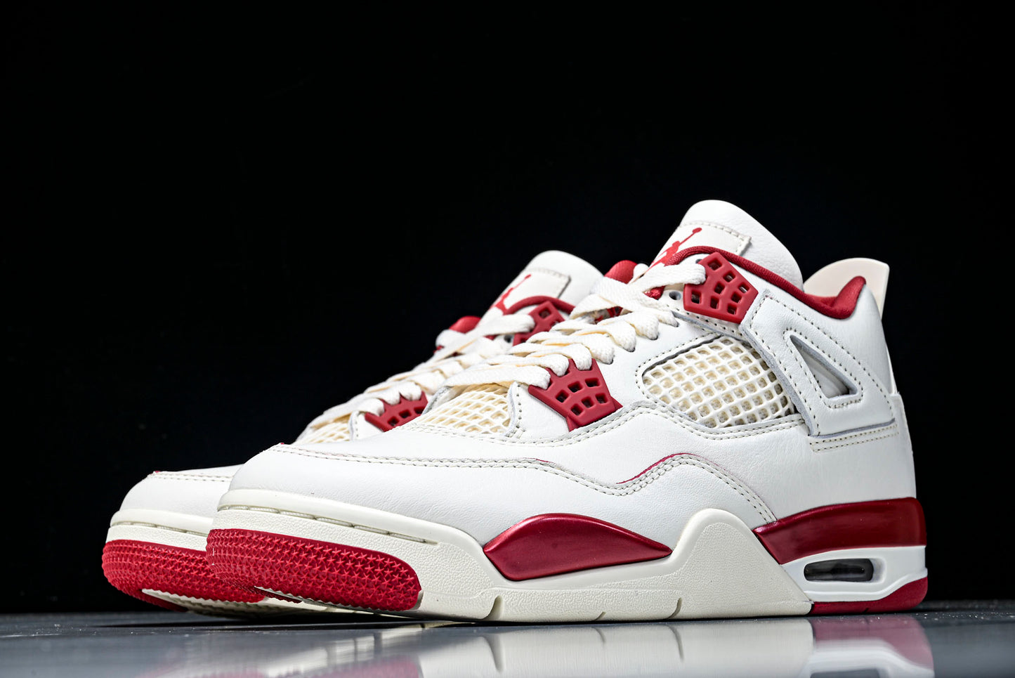 AJ4 Retro Valentine's Day 'Sierra Red'