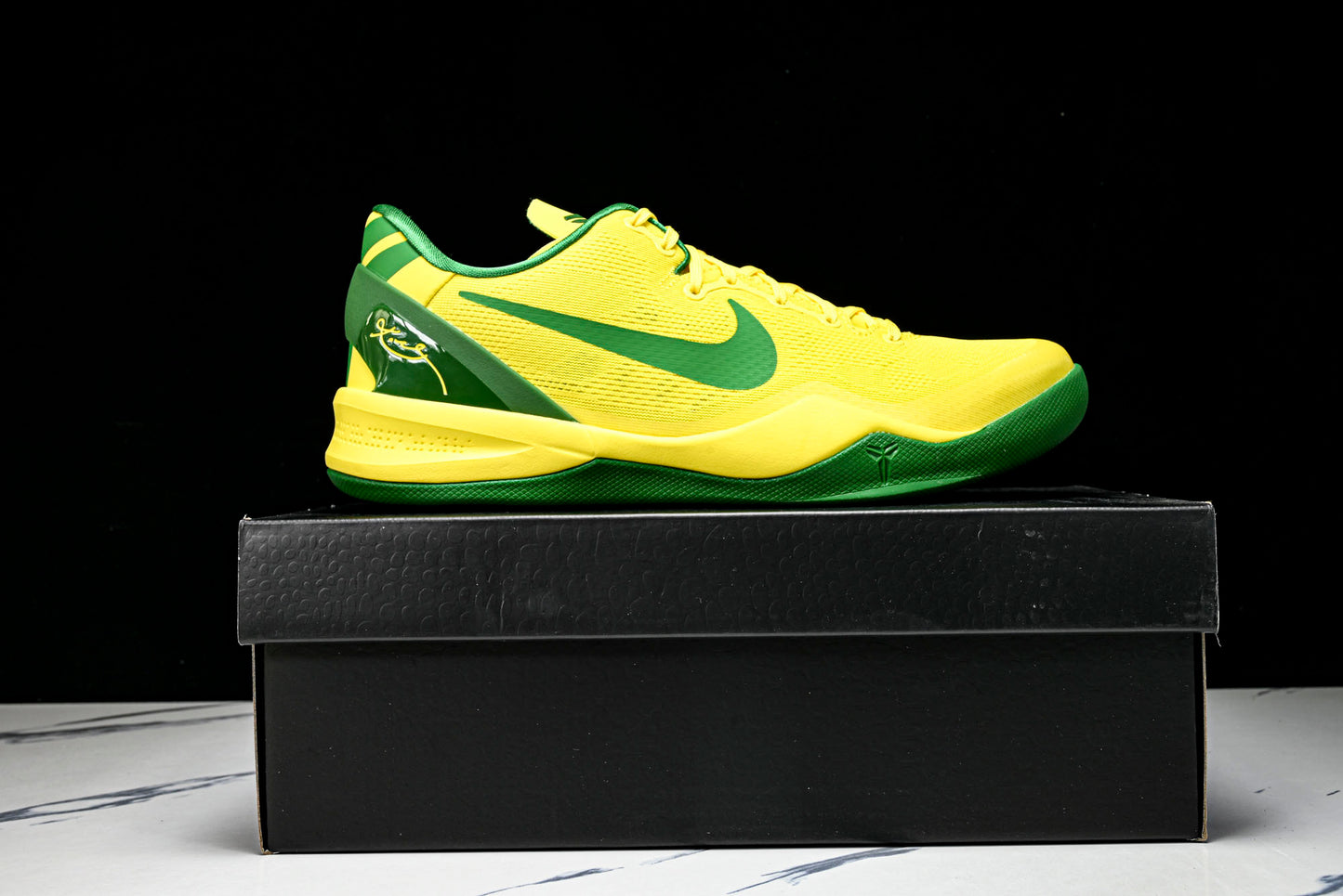 Kobe 8 Protro Oregon Ducks PE 'Yellow'