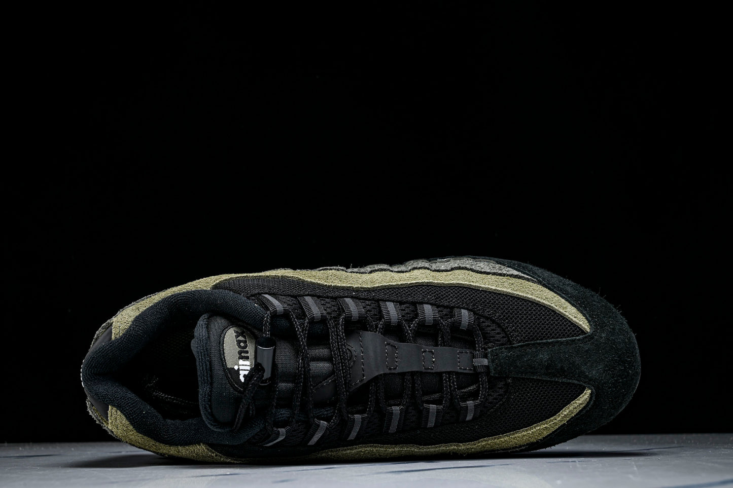 Undefeated x AM95 Geo Exclusive Pack 'LA Brea'