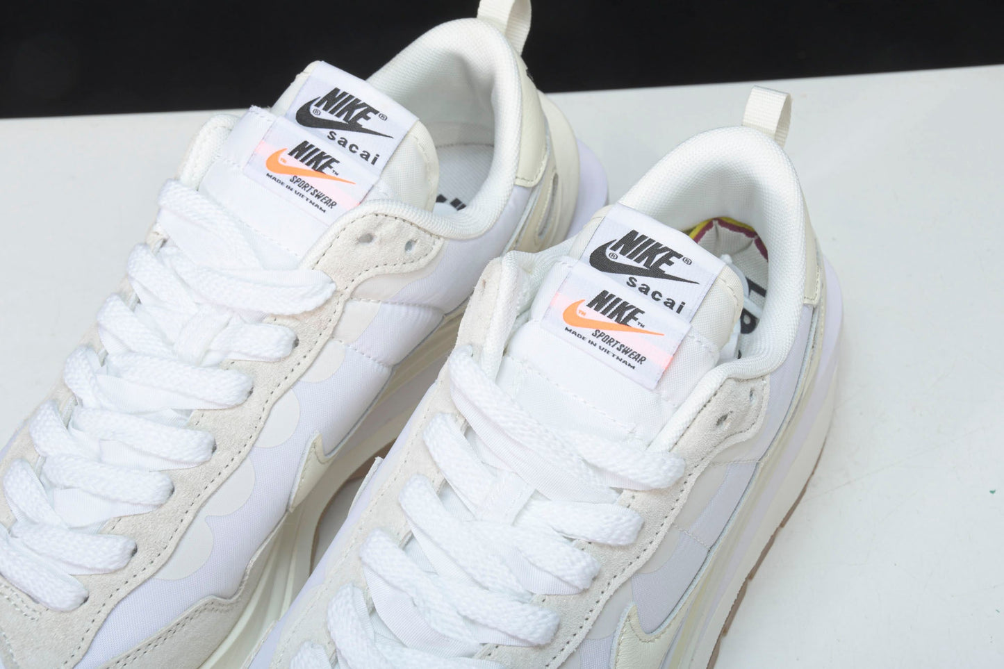 Sacai VaporWaffle ‘Sail Gum’