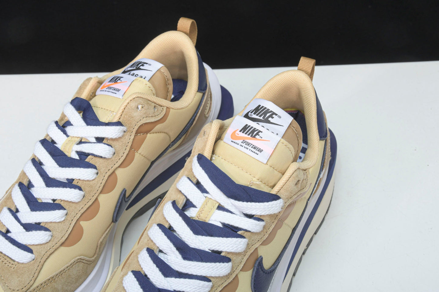 Sacai VaporWaffle ‘Sesame’