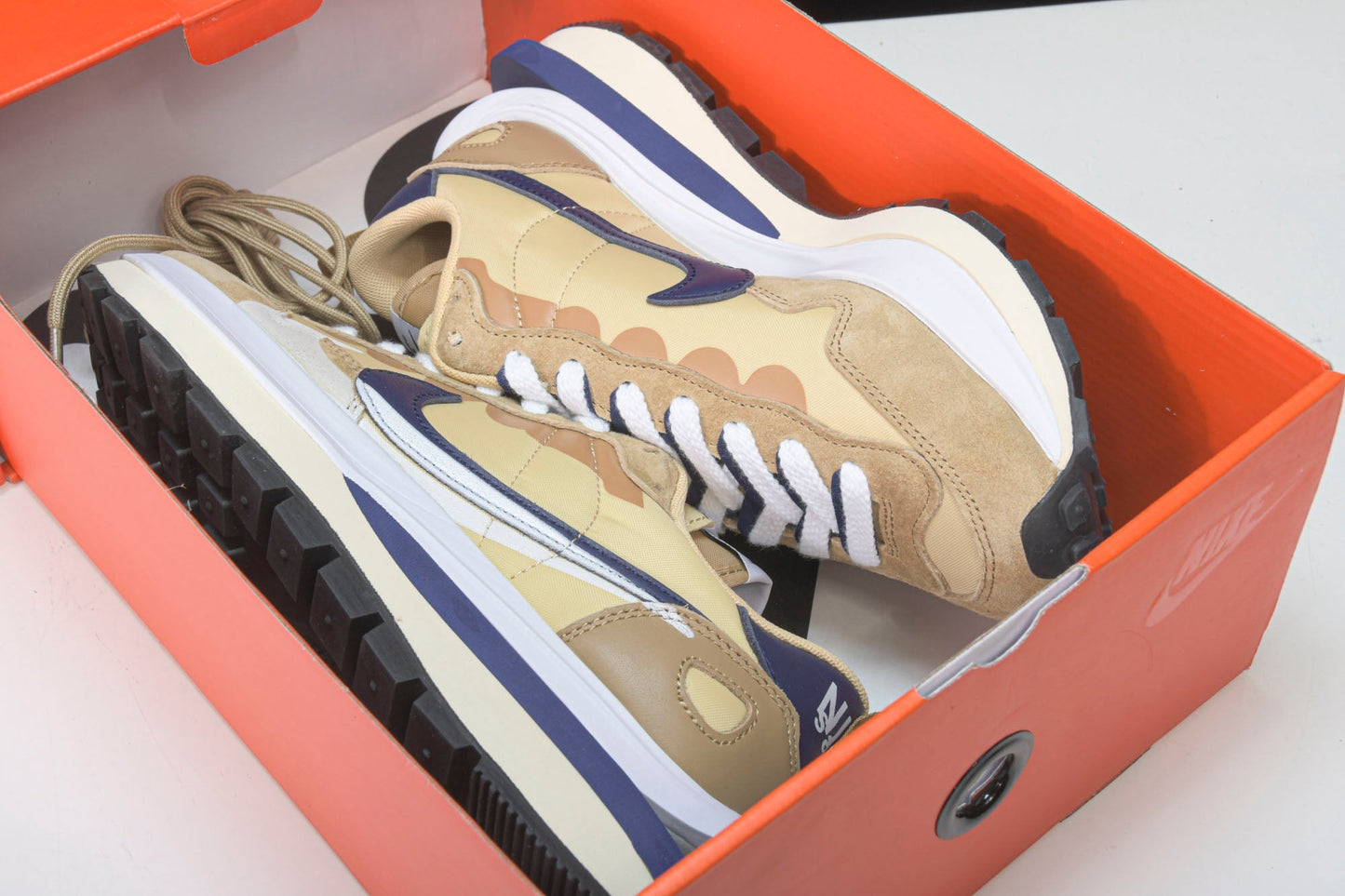 Sacai VaporWaffle ‘Sesame’