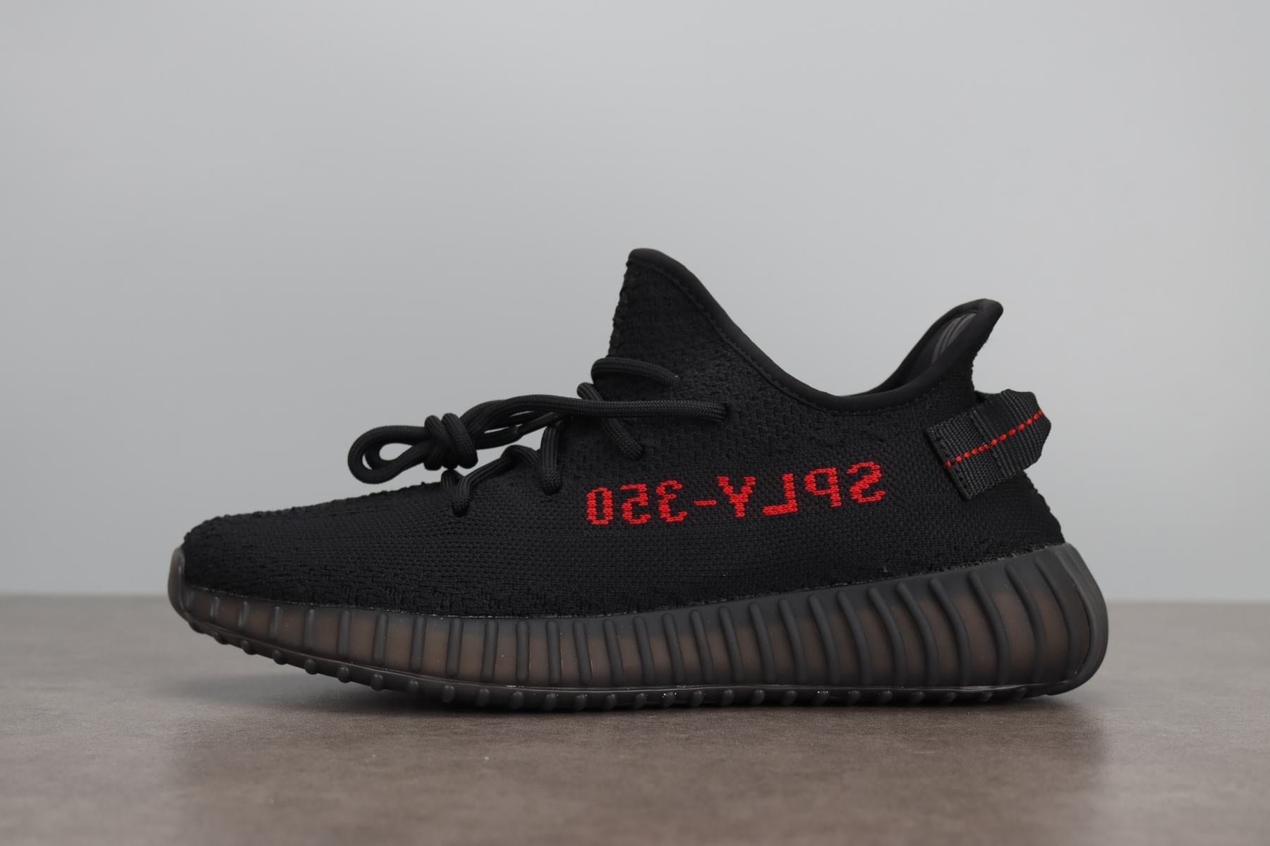 yeezy 350 v2 black bred